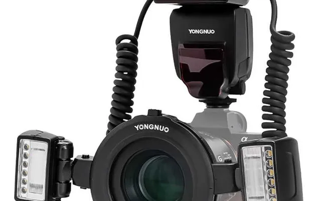 Lampa błyskowa do aparatu Sony A6400