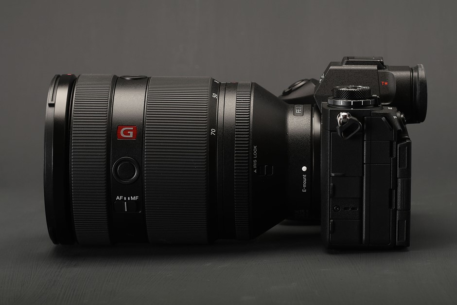 Nowy obiektyw Sony 28-70mm F2 GM: Mistrz ciemności!